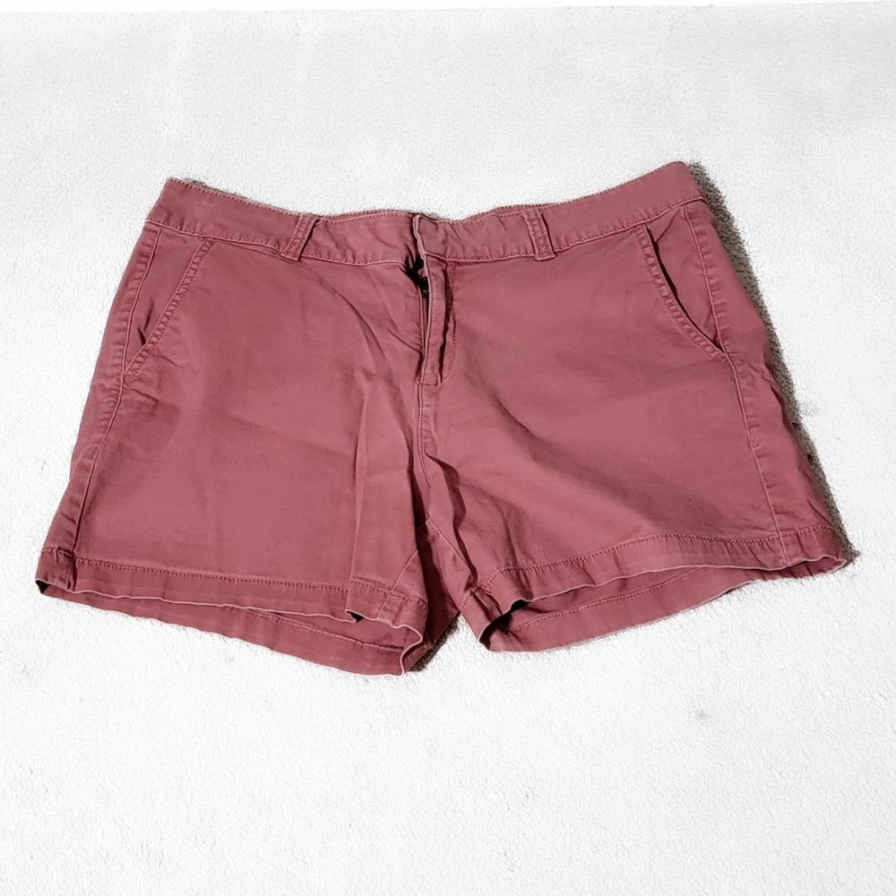 Sonoma Women's Dusty Rose Casual Shorts Size 12 - Picture 1 of 8